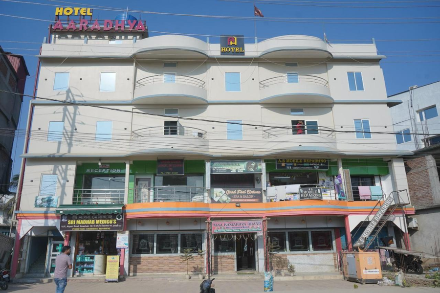 Hotel Aaradhya,,2 star