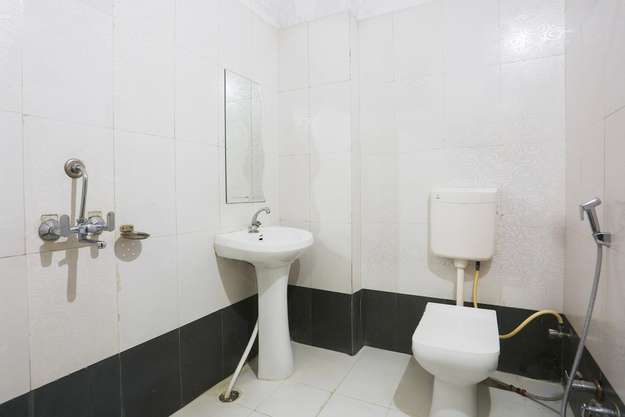 collection o jhalwar road near kota airport