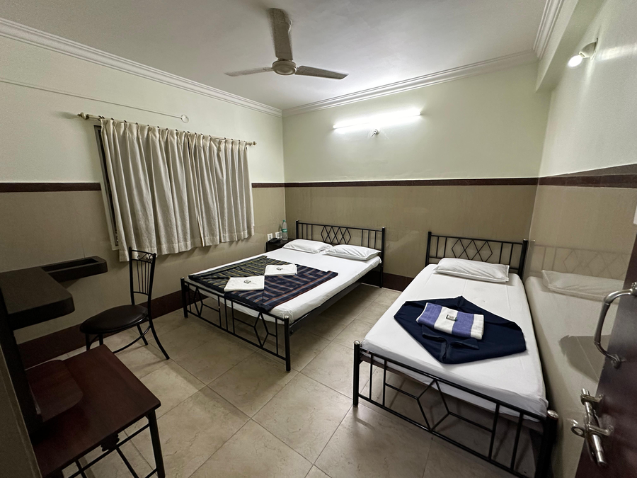 Mayur Paradise,Bengaluru>>Bangalore Urban,3 star
