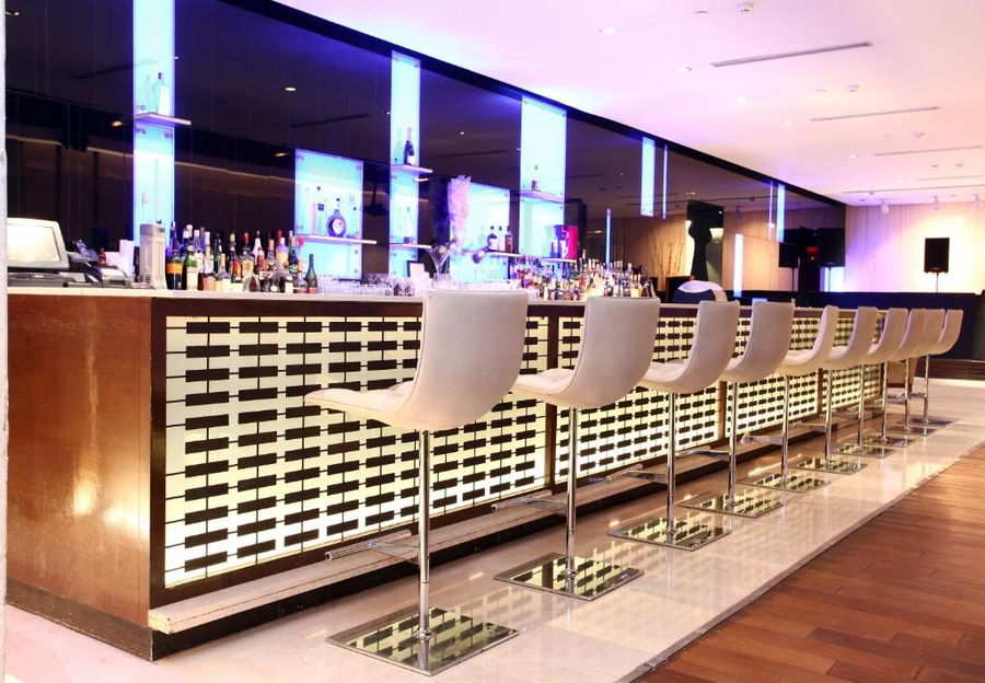 The Lalit New Delhi,Barakhamba Road,5 star