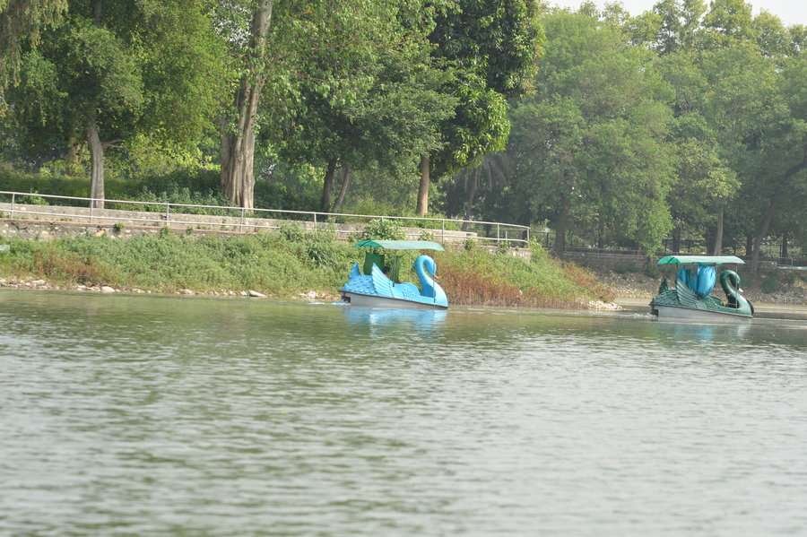 Karna Lake Tourist Resort,,3 star