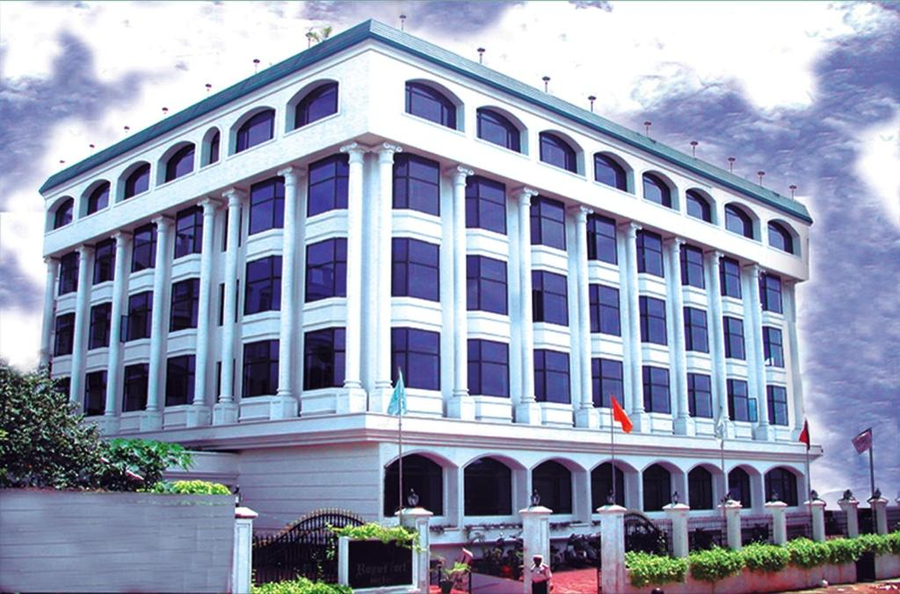 Royal Fort Hotel,Ram Nagar,4 star