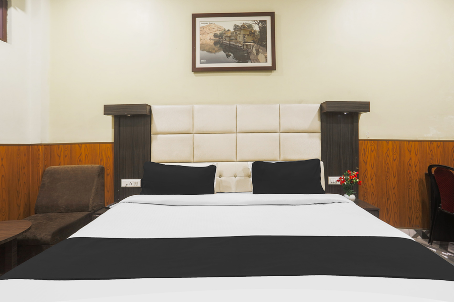 collection o jhalwar road near kota airport