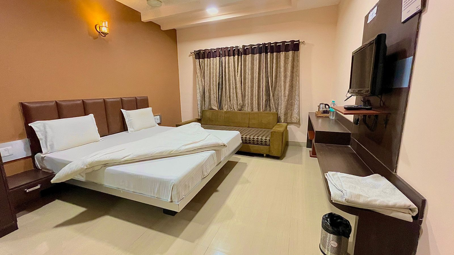 Hotel Ashapura By Sky Stays,Rampura,2 star