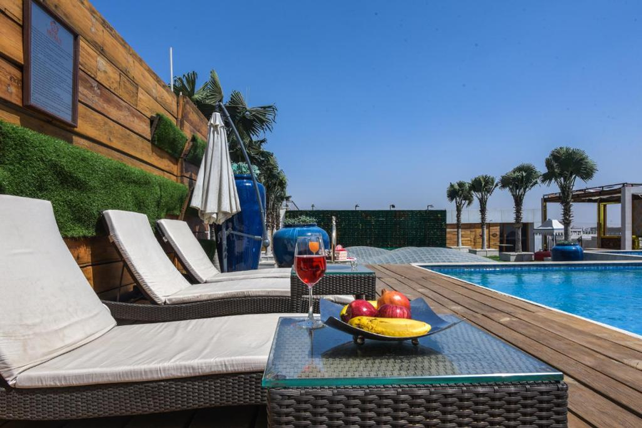 shakun hotels and resorts