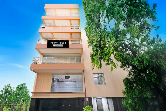 super townhouse sahayogi nagar near big bazaar