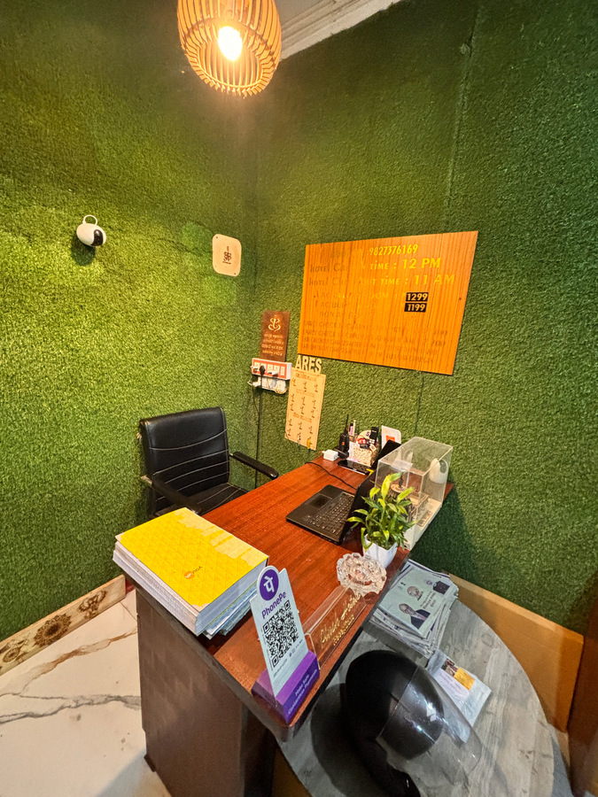 Plush Hotels,Nayapalli-Jaydev Vihar,3 star