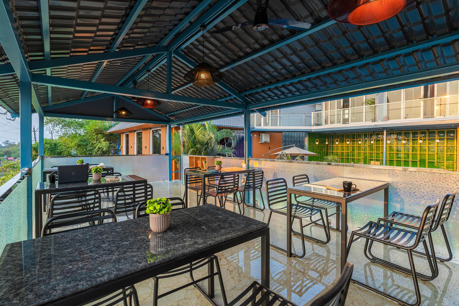 the hosteller goa mandrem