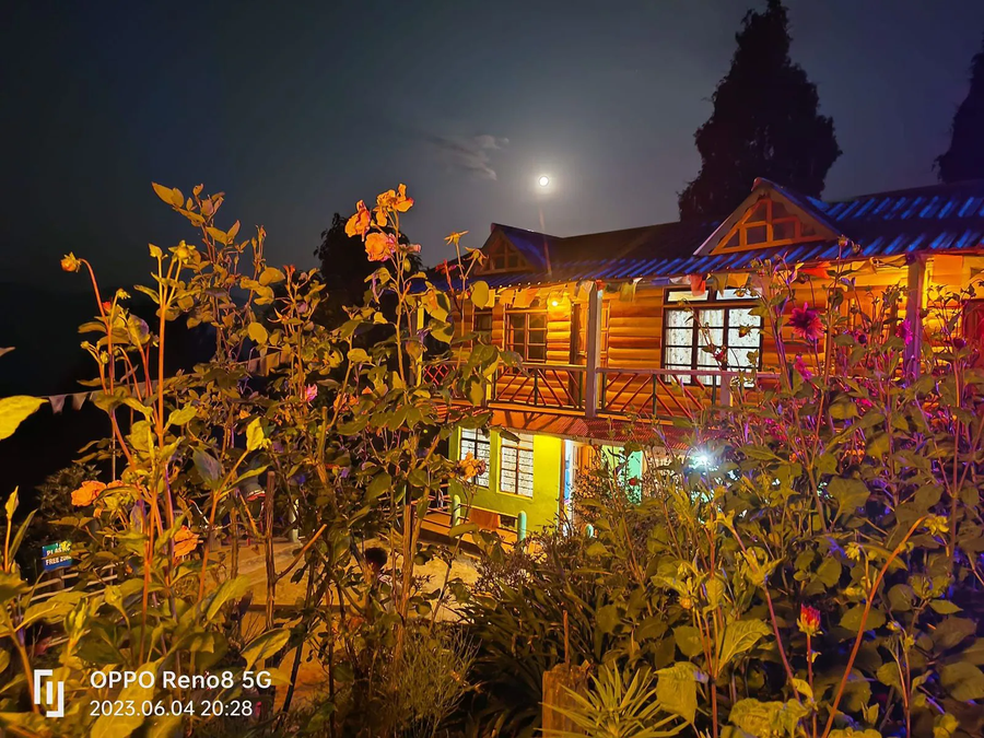 Paradise Homestay,,2 star