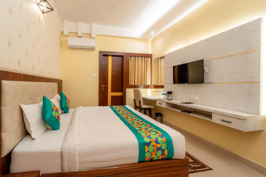 Treebo Premium Zorba,,3 star