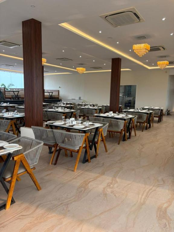 The Grand Omkara Hotel & Resorts,,3 star