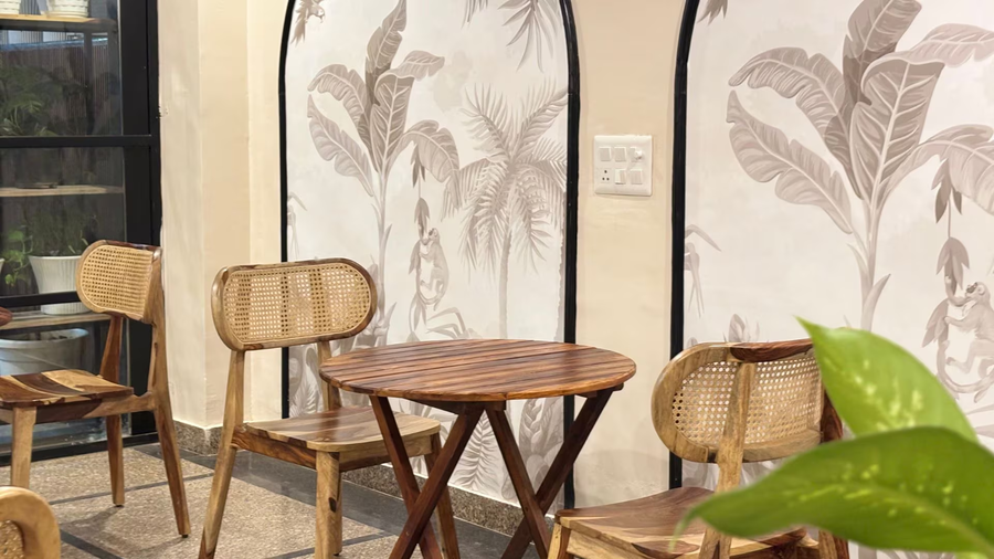 Aaram Luxury Living,Golf Course Road,3 star