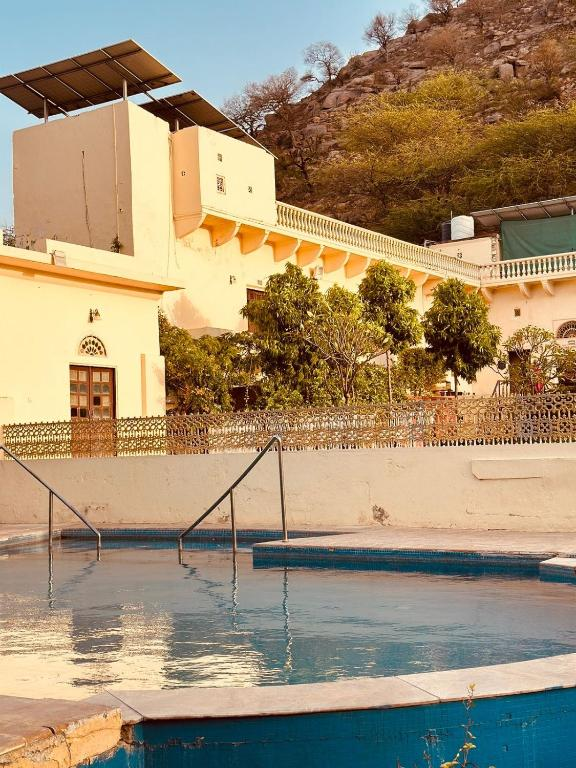 Medieval Forts & Palaces, Jaipur,,5 star