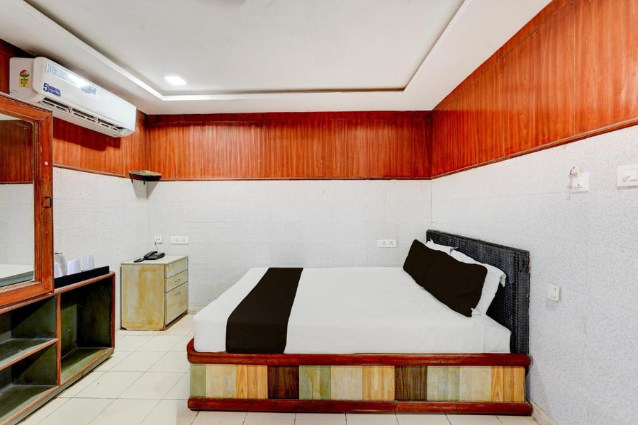 Hotel O Neyveli Central Railway Junction Formerly Mp Residency,,3 star