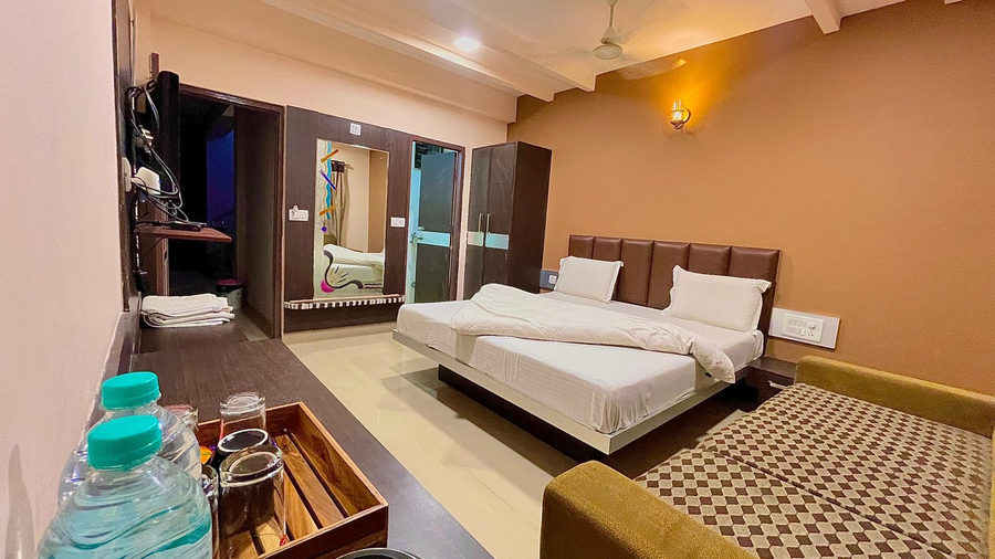Hotel Ashapura By Sky Stays,Rampura,2 star