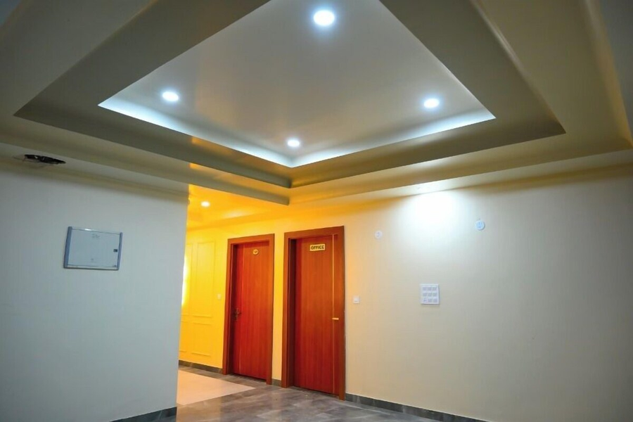 Hotel Dinanath,,2 star