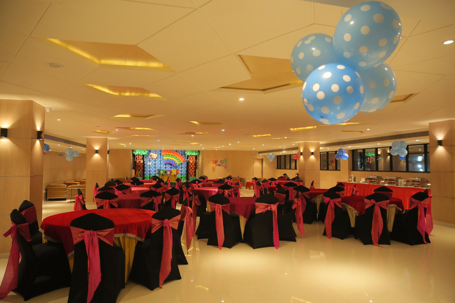 Hotel Horizon Plaza,Lashkar,3 star