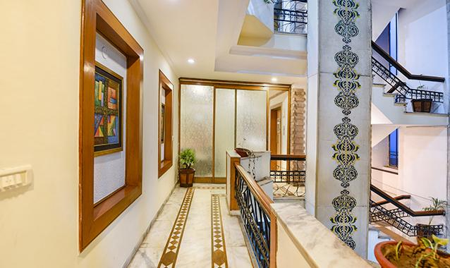 fabhotel siris 18