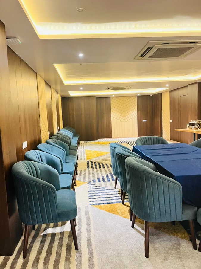 Hotel Metro Prime,Tangra,3 star