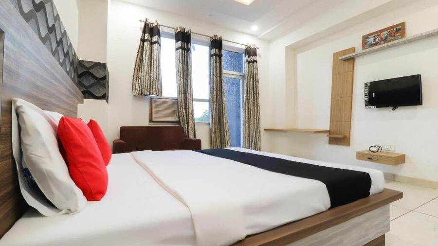 Hotel Geeta Garden,Unnao>>Lucknow,3 star