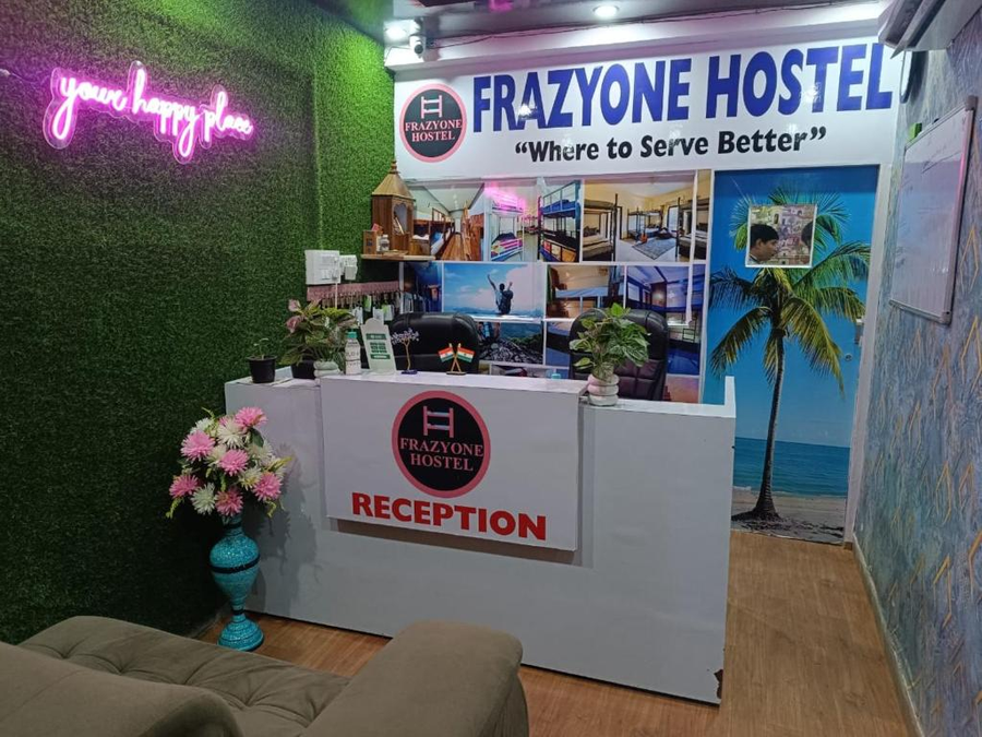 frazyone hostel