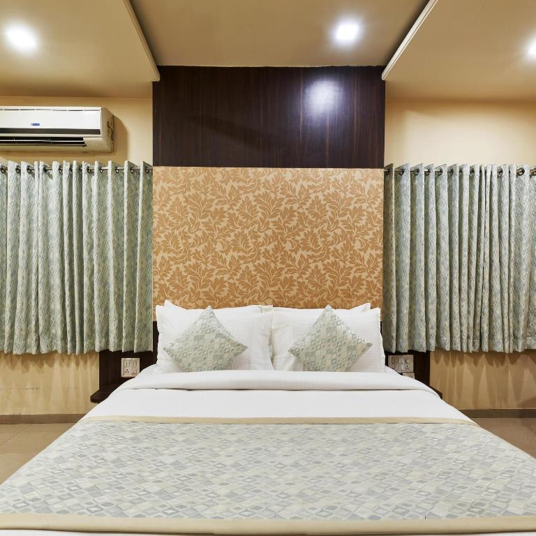 hotel atria kolhapur
