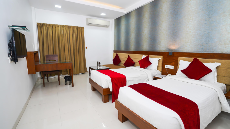 Hotel Raviraj,,3 star