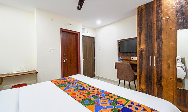 Fabhotel Dlf Inn,,3 star