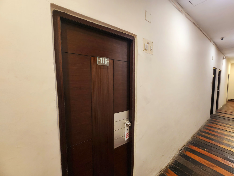 Hotel Raunak,,2 star
