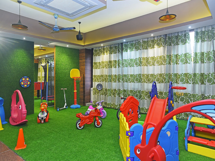 Hotel Arco Palace,Sindhi Camp,3 star