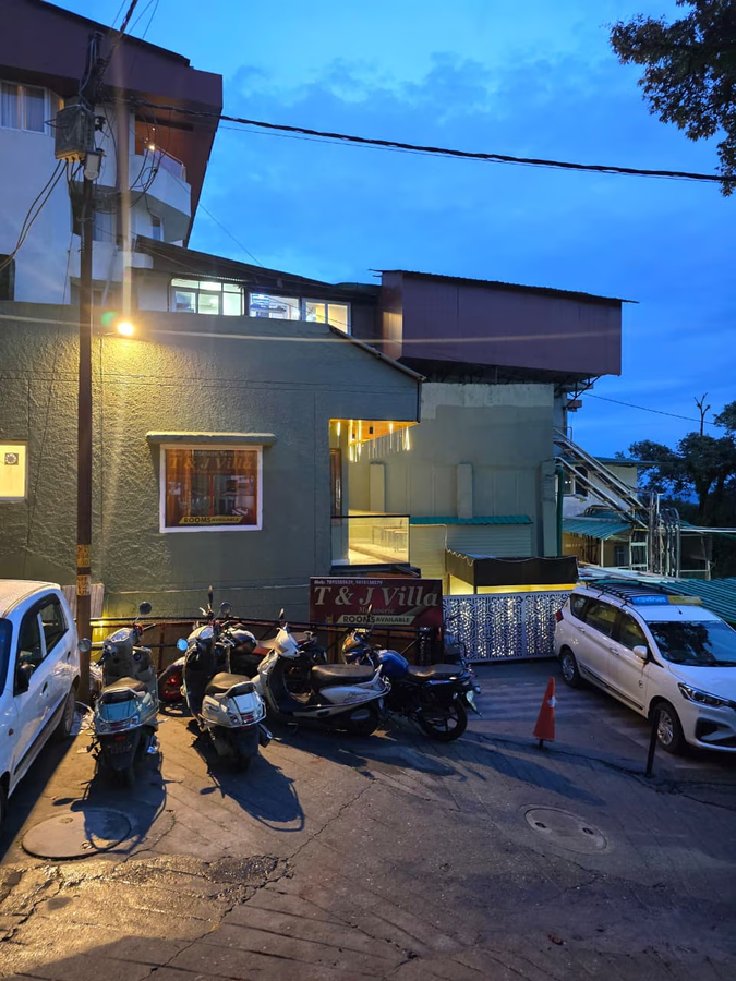 T And J Villa Mussoorie,Library Chowk, Mussoorie,3 star