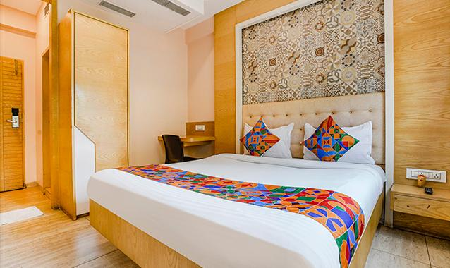 hotel neelkamal
