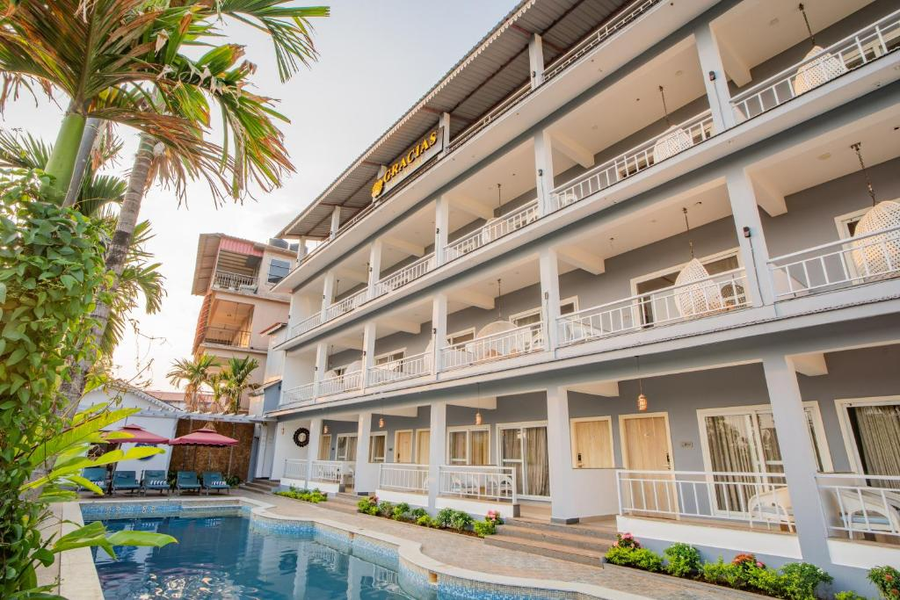 alaya stay gracias bleu retreat with sea views and restro close to ashvem beach