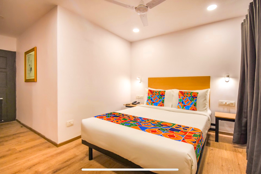 via heera holiday inn