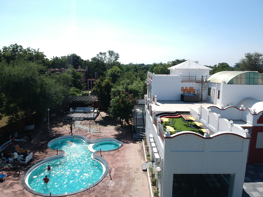 casa blanca a boutique resort