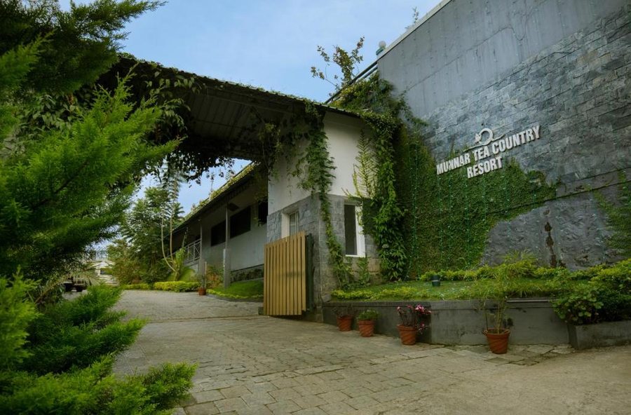 Munnar Tea Hills Resort,Anachal,4 star