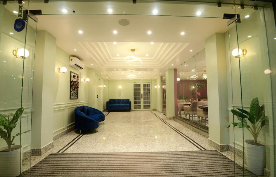 Midtown Inn,,3 star