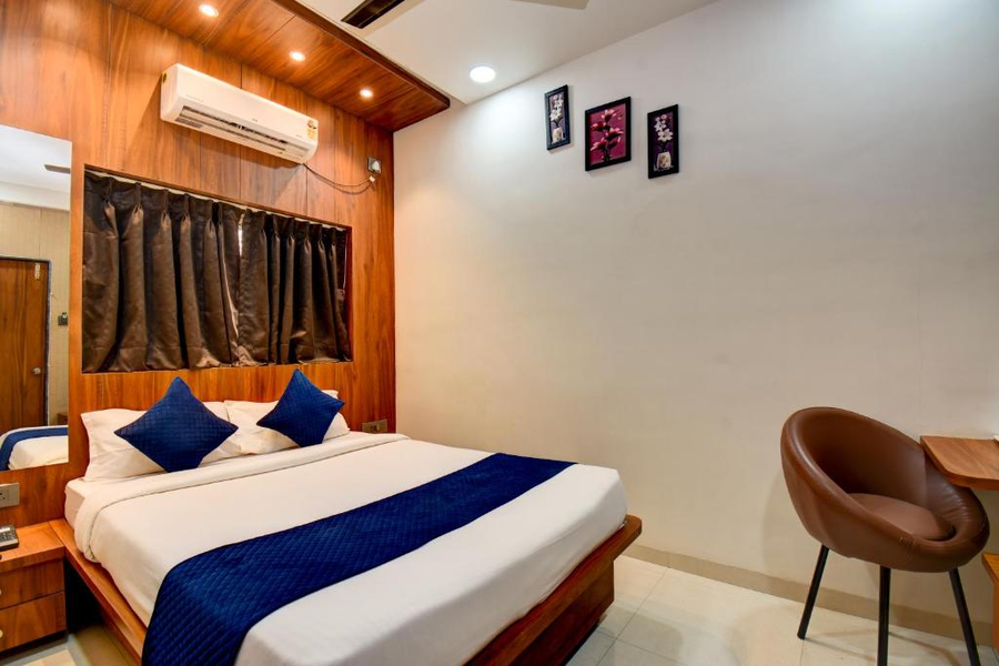 My Bizz Hotel Celebration Chakan,,3 star