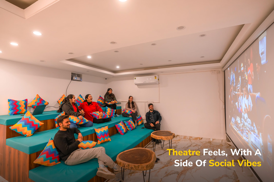 goSTOPS Gurugram, Baani Square Plus - Private Rooms & Dorms,Sector 51,3 star