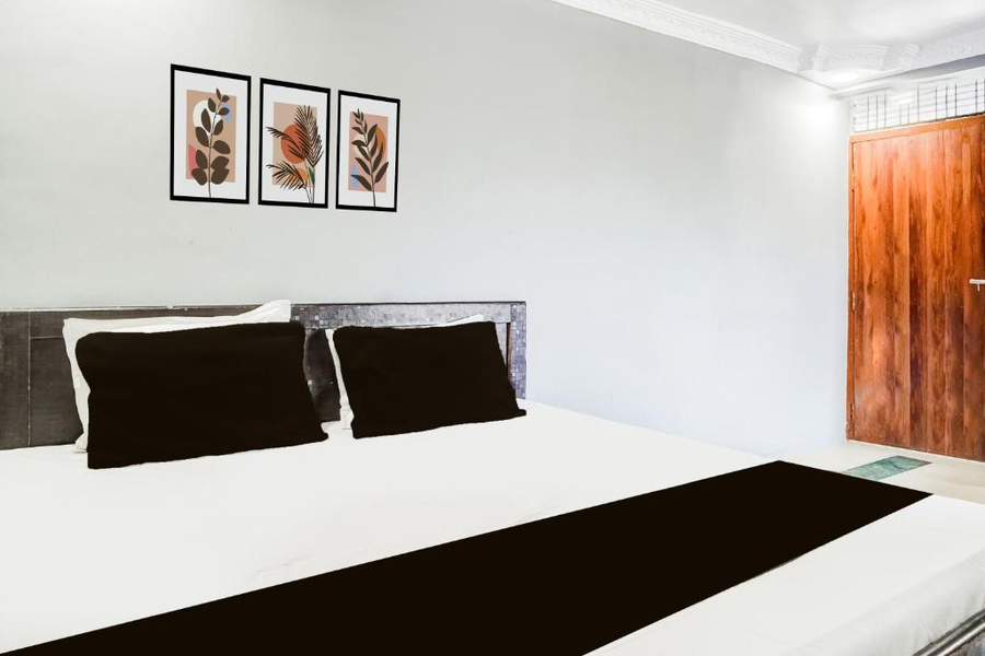 Super Hotel O Russel Chowk Jabalpur,,3 star