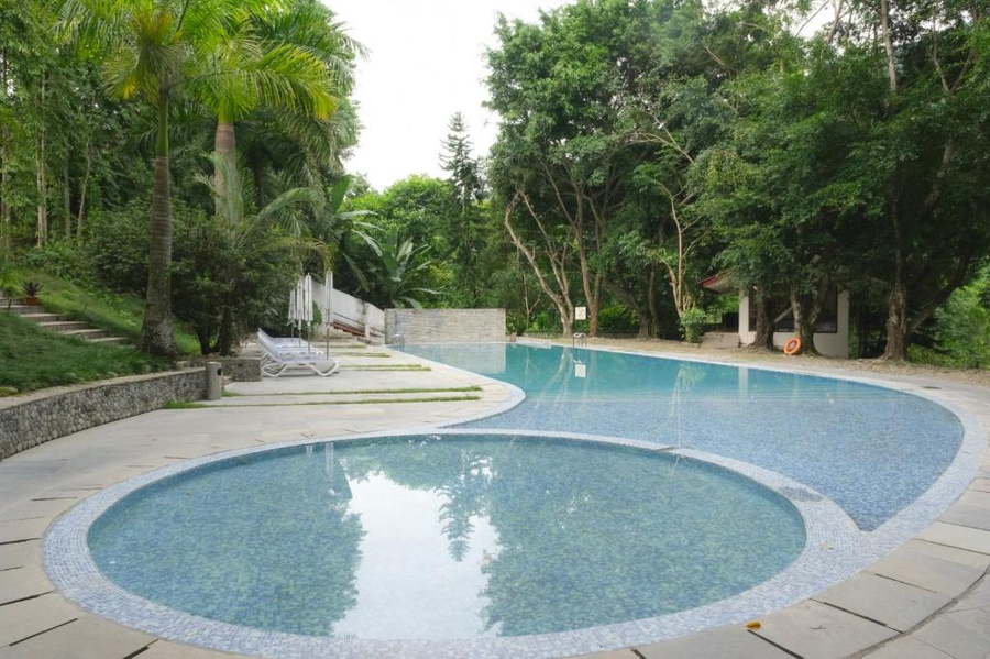 Simala Retreat,,3 star