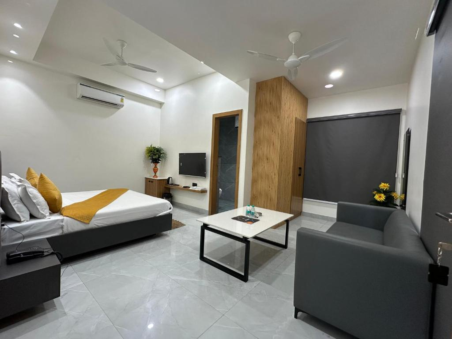 Hotel-Img