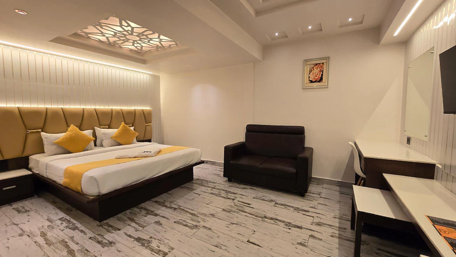 Hotel Geo Grande,Gandhipuram,3 star