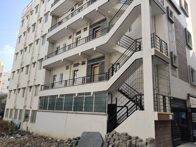 Z Express Chronicle,Electronic City,3 star
