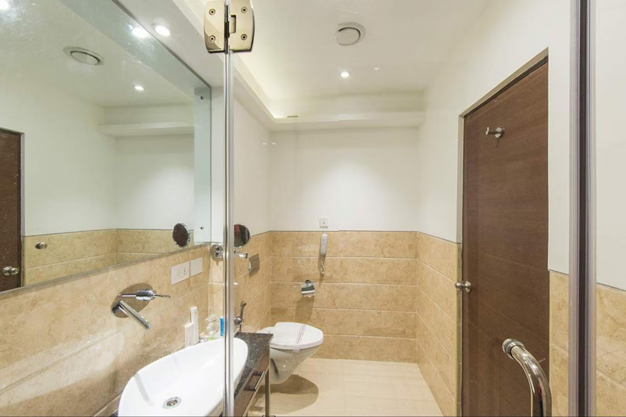 the grand magrath hotel