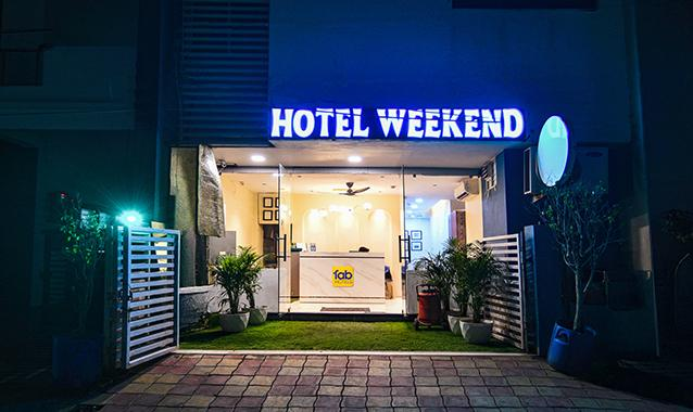 Fabhotel Weekend,,3 star