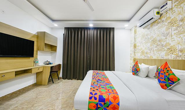 Fabhotel Luxe 8 Stayz,,3 star