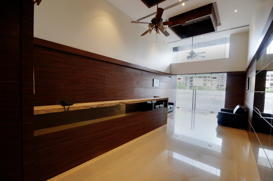 hotel shreeji vatika airport road