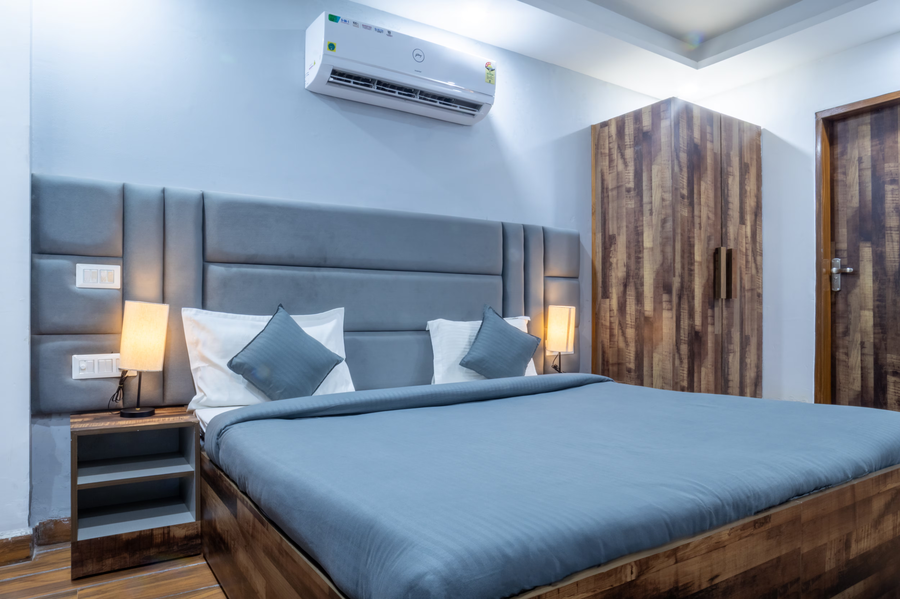 Housr Studio Rooms Sector 38 Gurgaon Near United Cyber Park,Sector 38,3 star