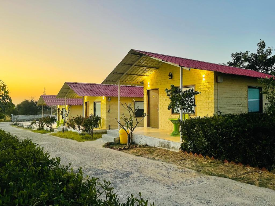 S K Pushkar Resort,,3 star